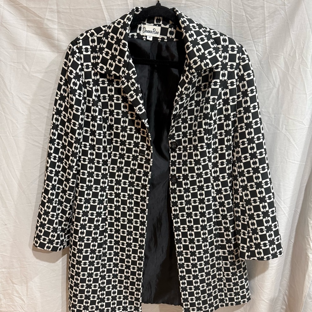 Donna Rae Women's Patterned Blazer Size 10 Black White